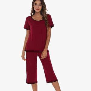 WiWi Medium Pajamas Set for Women Summer Sleepwear Soft Tops Capri Pants Pjs Red